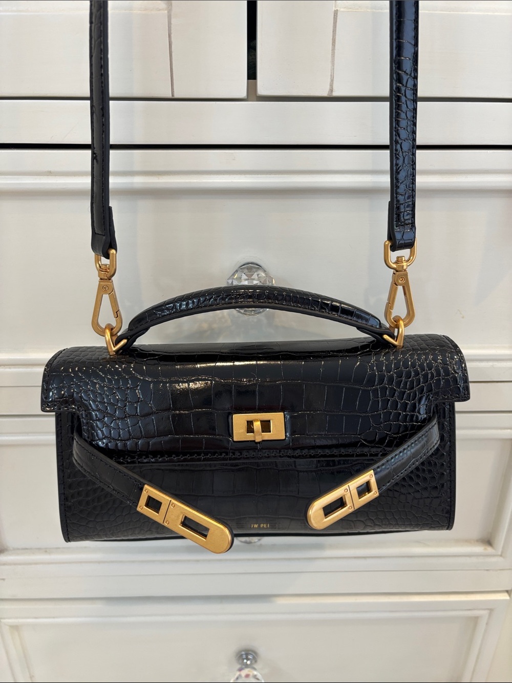 NWOT JW PEI Black Croc Top Handle Crossbody - Picture 11 of 11